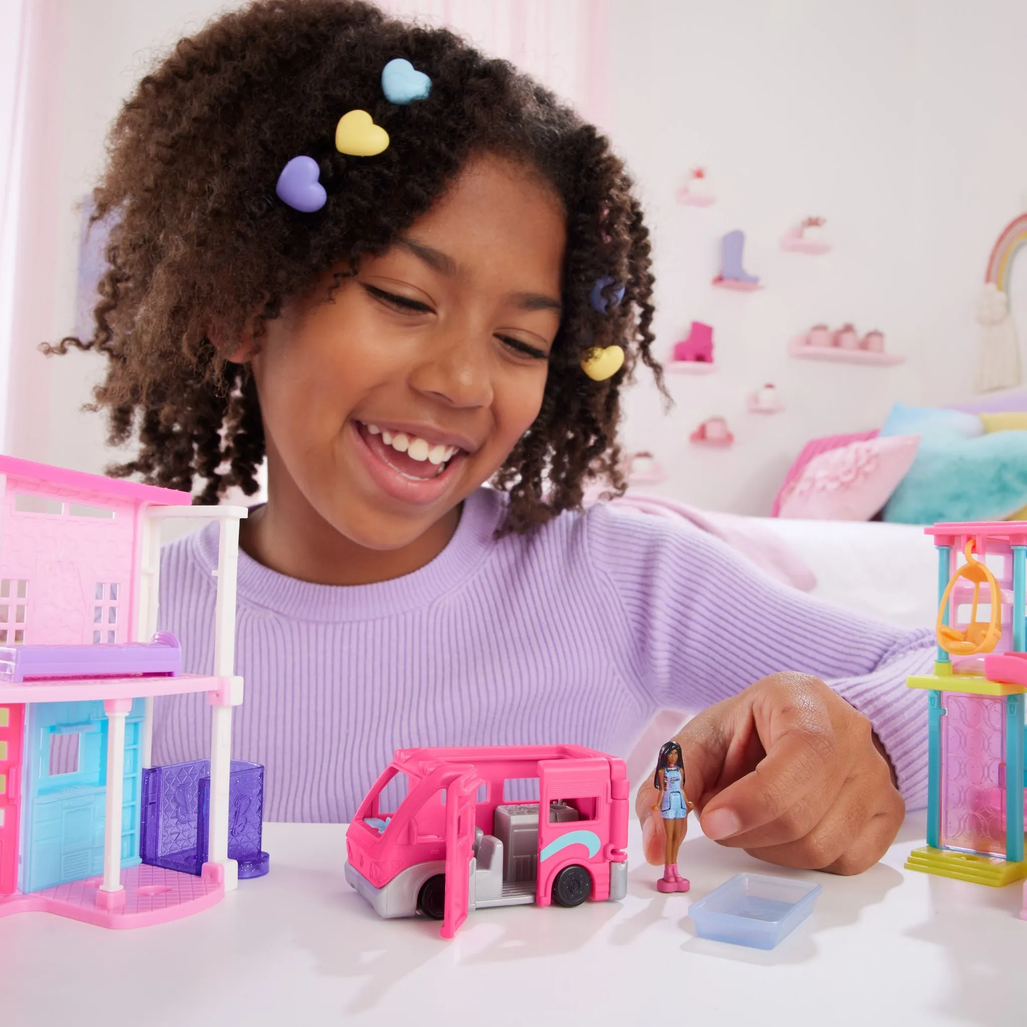 Barbie Mini Barbieland Color-Changing Dreamcamper