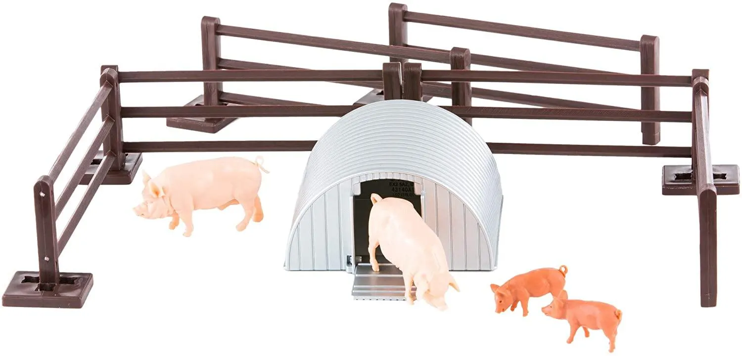 Britains 1:32 Pig Pen Farm Playset Collectable Farmyard Animal Toys for Children