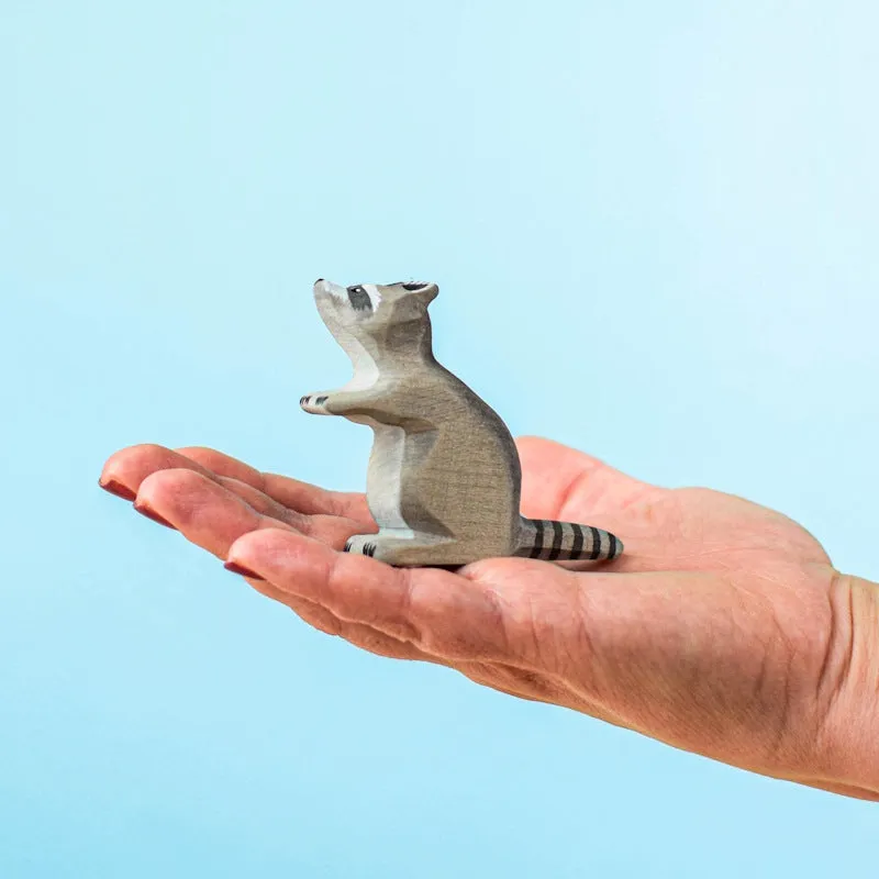 Bumbu Toys | Raccoon Sitting