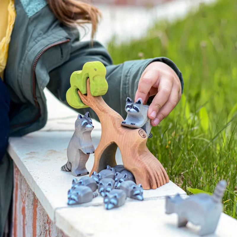 Bumbu Toys | Raccoon Sitting
