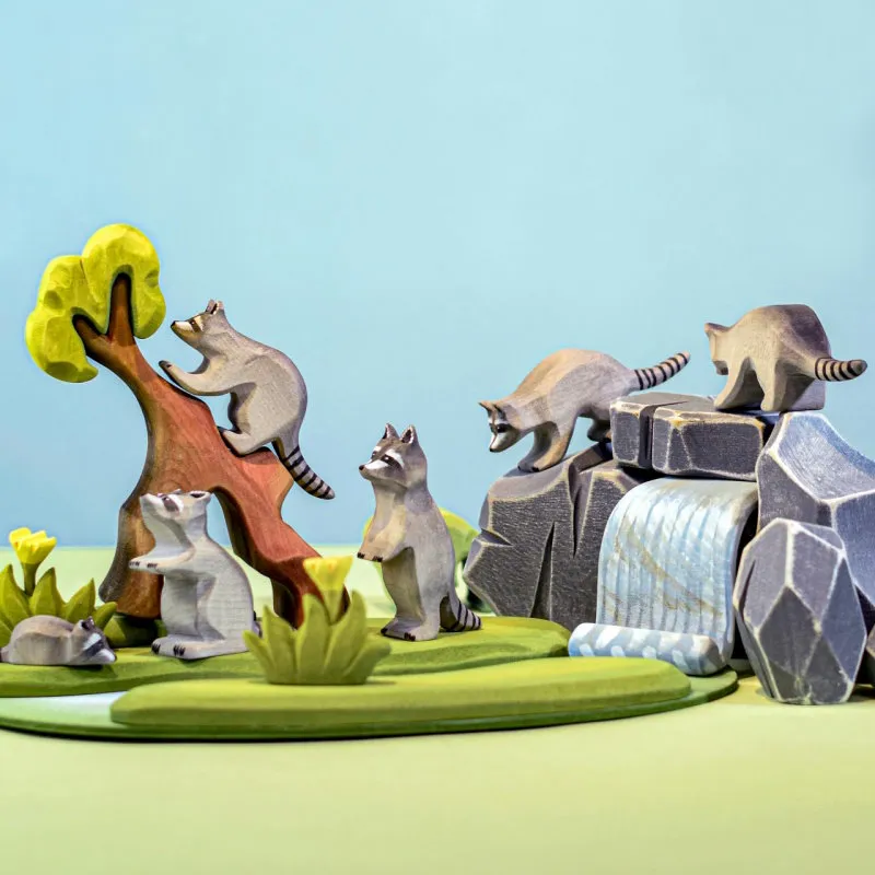 Bumbu Toys | Raccoon Sitting