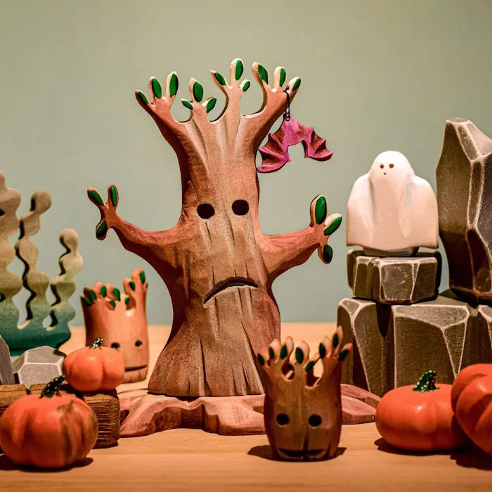 Bumbu Toys | Spooky Tree Small