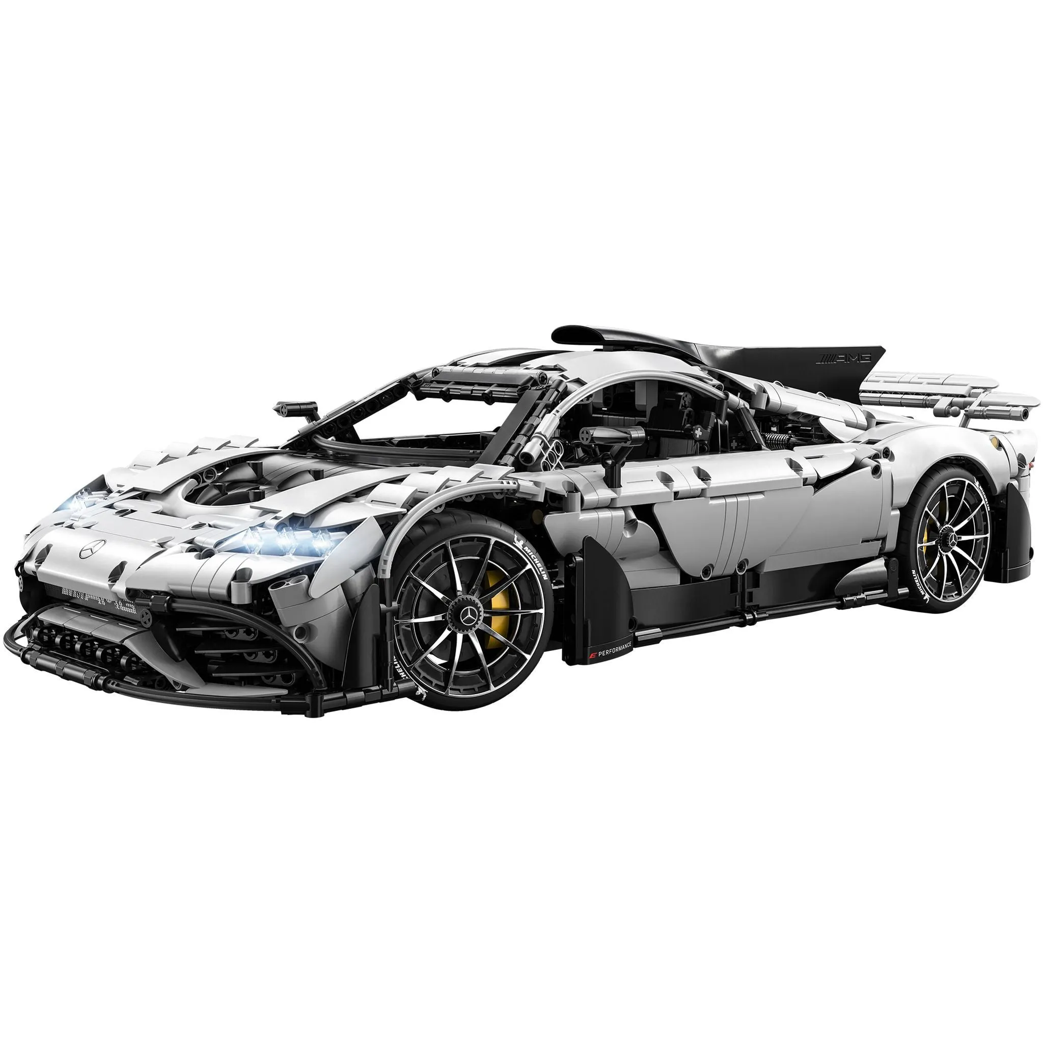 Cada: 1:8 Mercedes Amg One Brick R/C