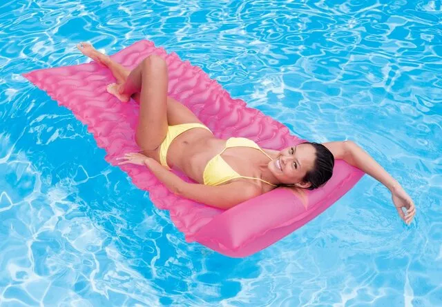 Intex 58807 Tote-N-Float Wave Mats 229cm X 86cm Assorted Styles