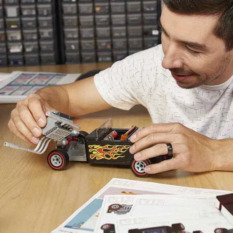 MEGA Construx Hot Wheels Street Rodder Vehicle Construction Set