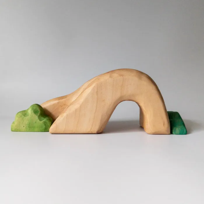 NOM Handcrafted | Bunny Burrow with Bushes