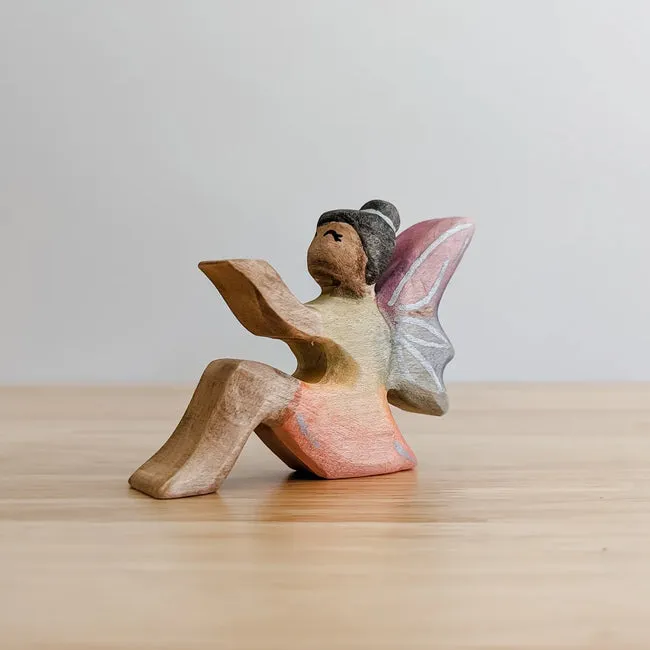 NOM Handcrafted | Fairy Sitting Dark