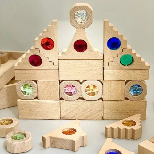 Papoose | Dutch Step Gables | 16 Gem Blocks in Tray