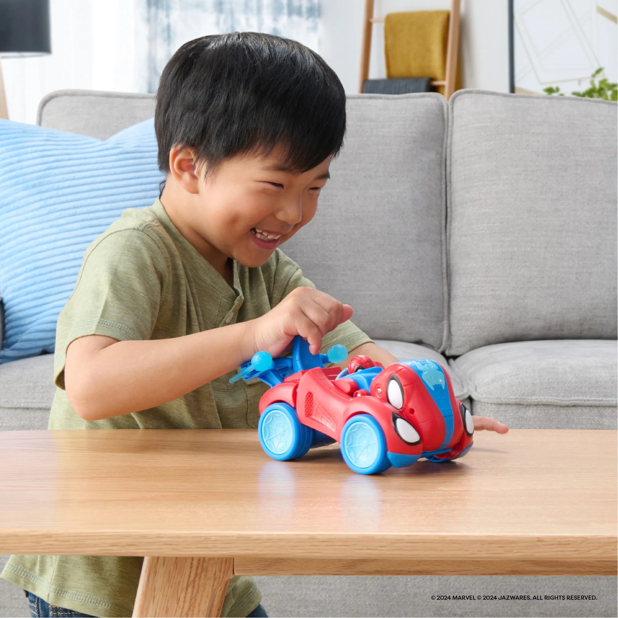 Spidey & His Amazing Friends Spidey-Dino Racer Transforming Vehicle