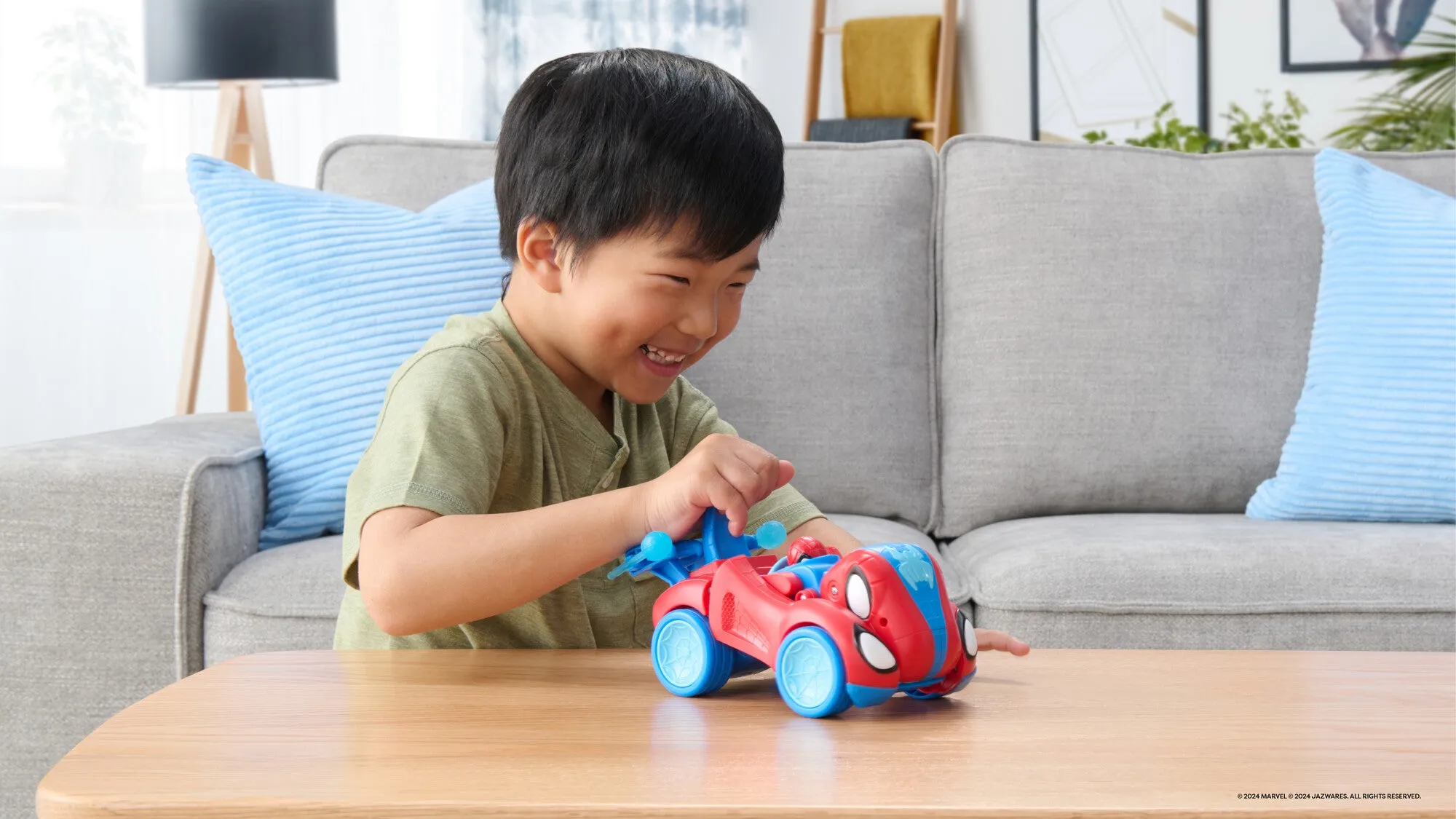Spidey & His Amazing Friends Spidey-Dino Racer Transforming Vehicle